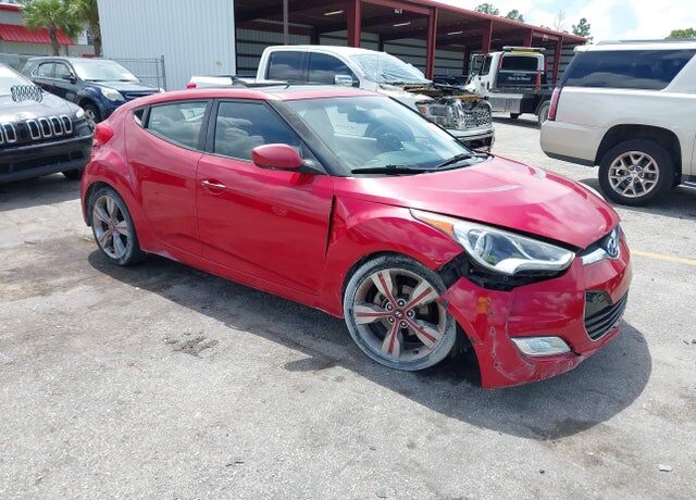 2012 HYUNDAI Veloster