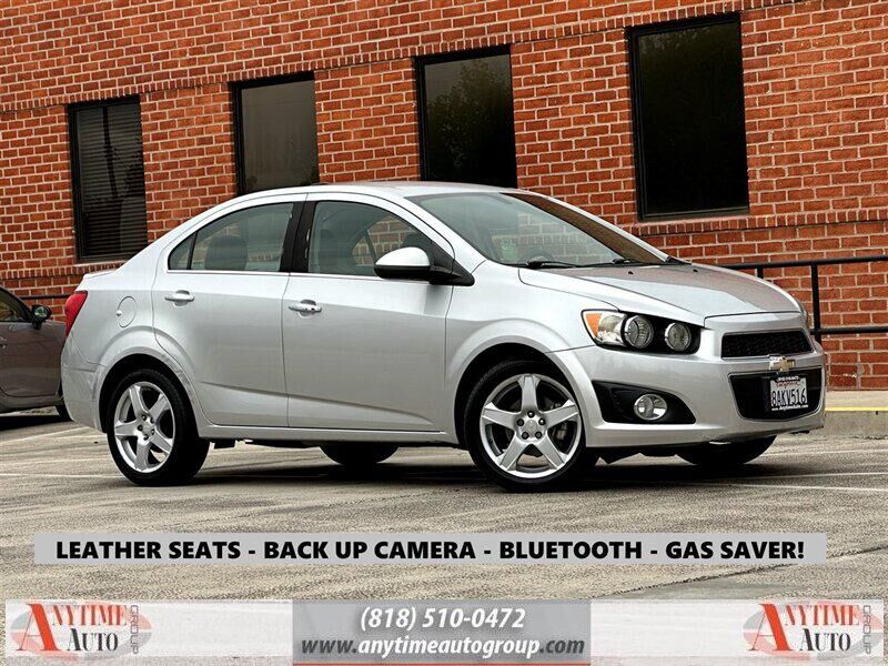 2016 CHEVROLET Sonic