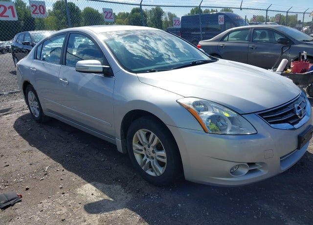 2012 NISSAN Altima