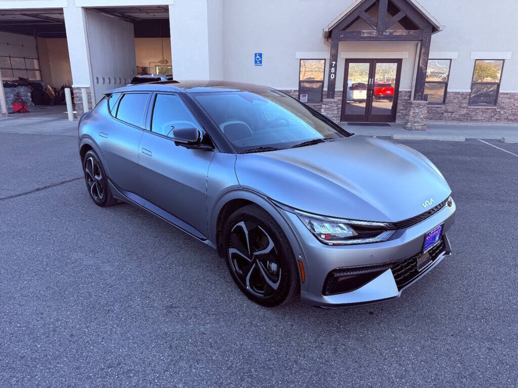 2023 KIA EV6