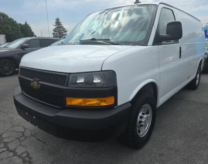 2020 CHEVROLET Express