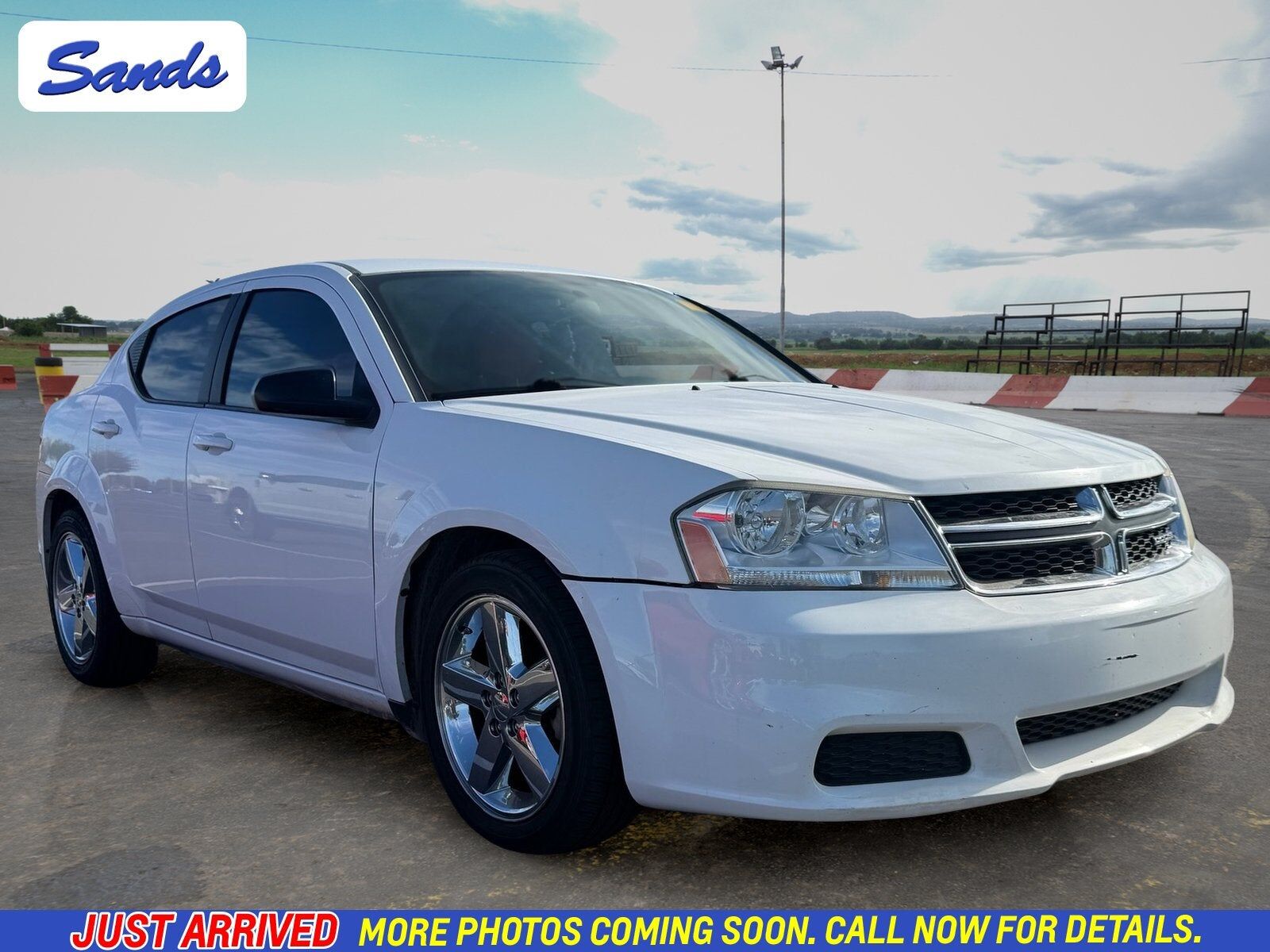 2012 DODGE Avenger