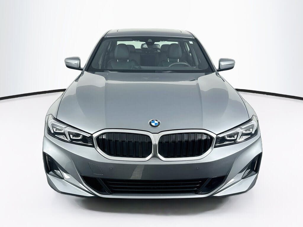 2026 BMW 330i