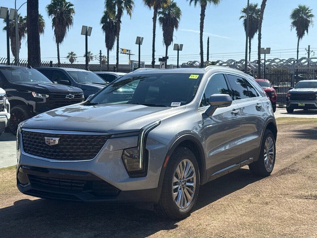 2025 CADILLAC XT4