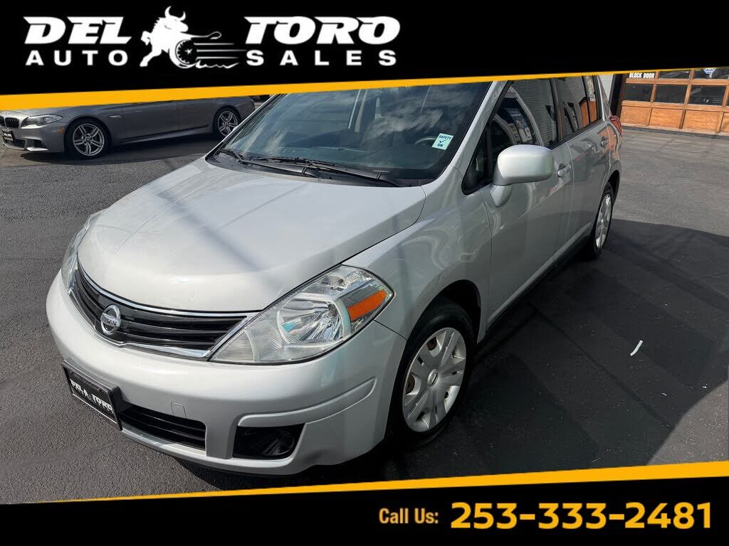 2012 NISSAN Versa