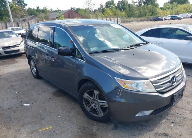 2013 HONDA Odyssey