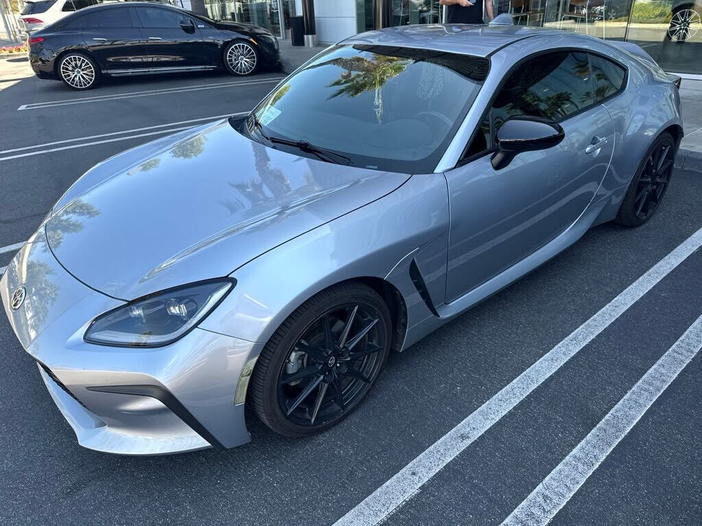 2023 TOYOTA GR86