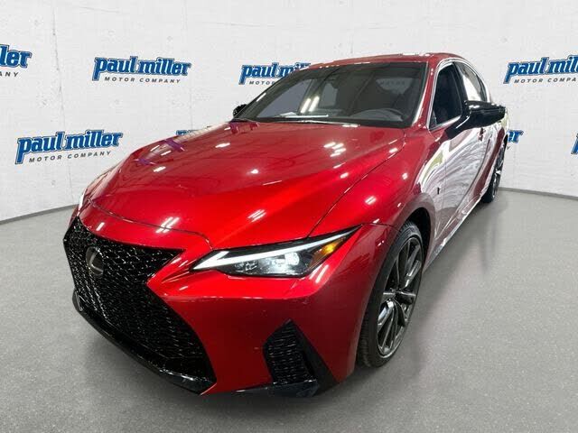 2025 LEXUS IS