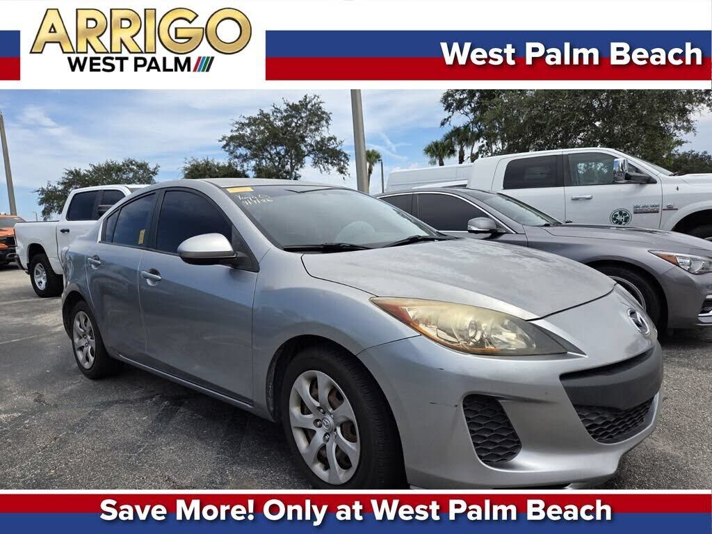 2013 MAZDA Mazda3