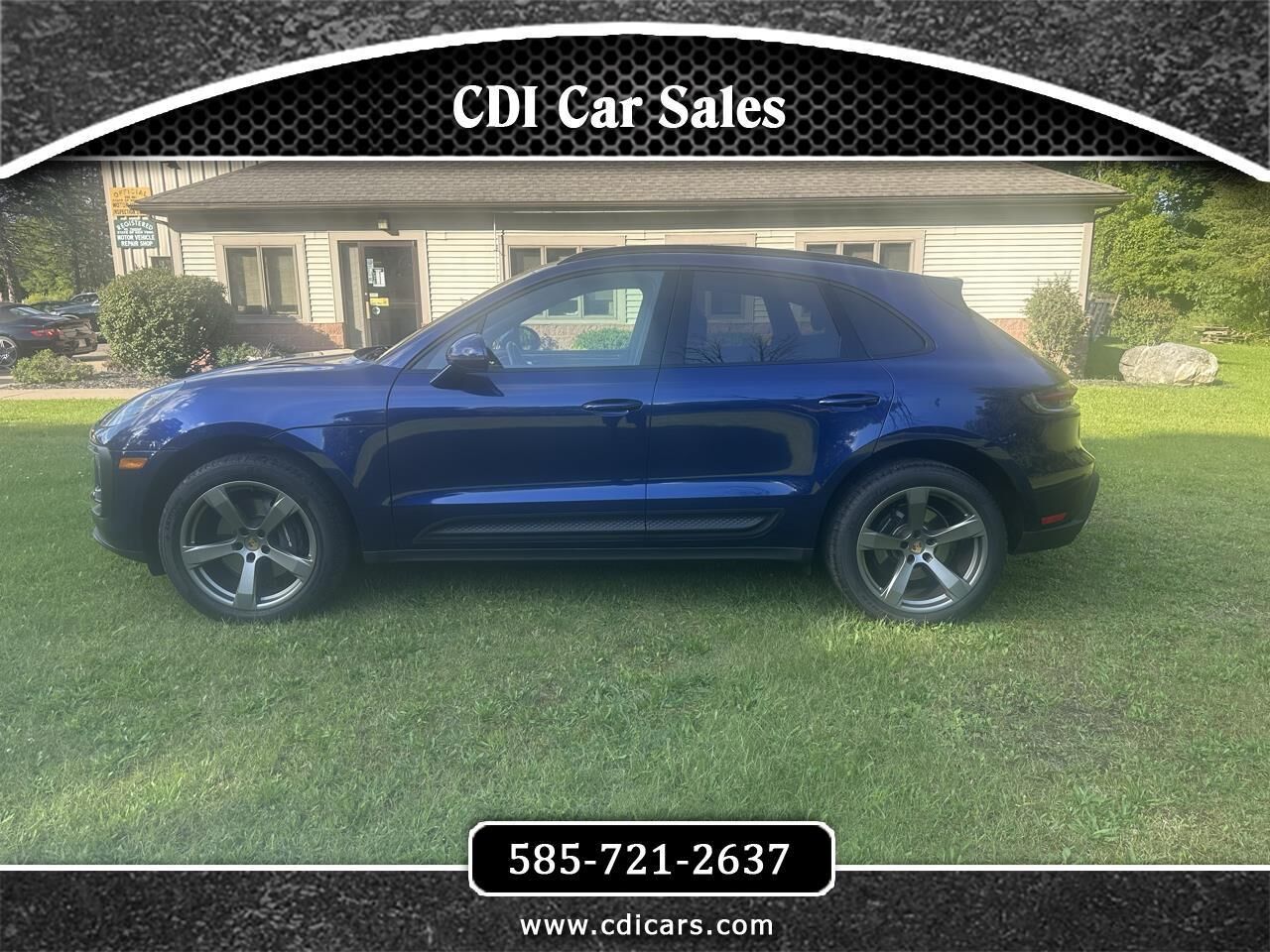 2023 PORSCHE Macan