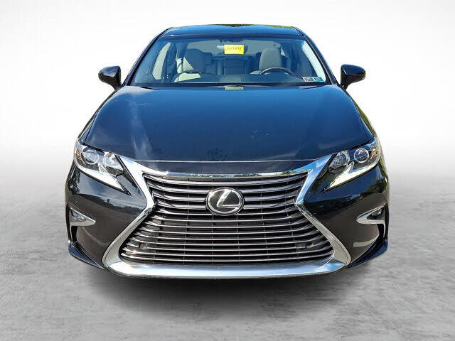 2016 Lexus ES