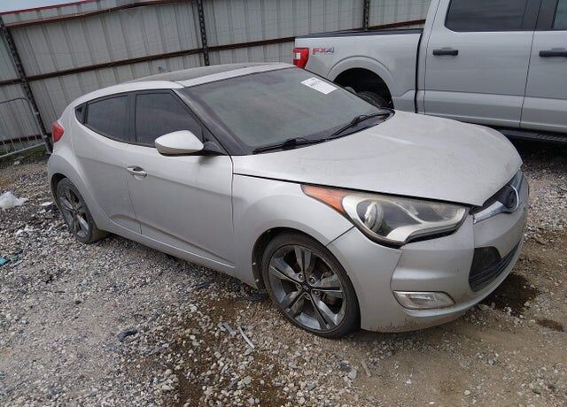 2016 HYUNDAI Veloster