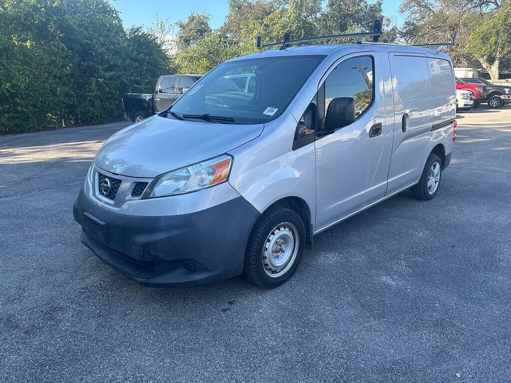 2015 NISSAN NV200