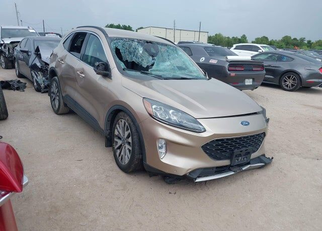 2021 FORD Escape
