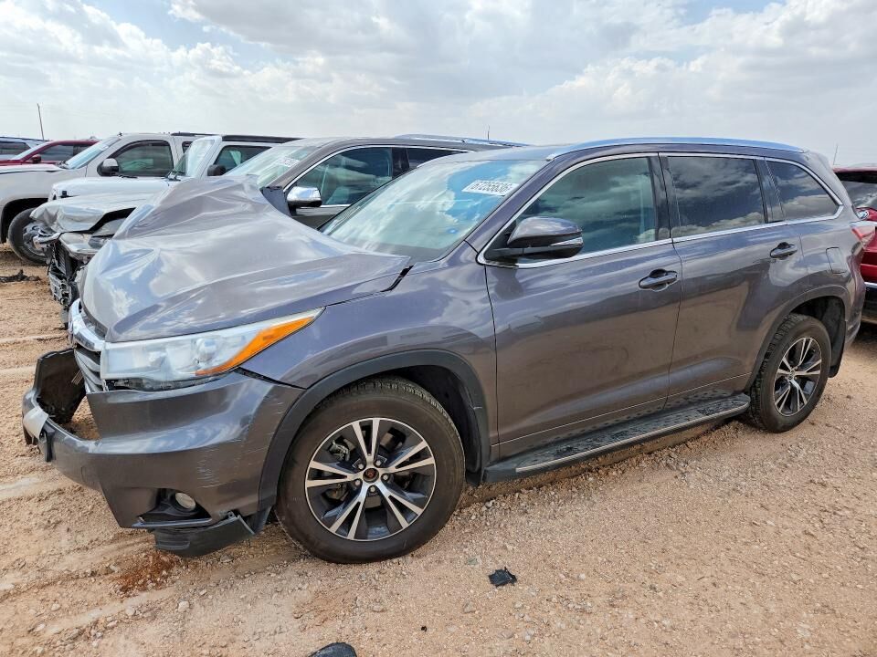 2016 TOYOTA Highlander