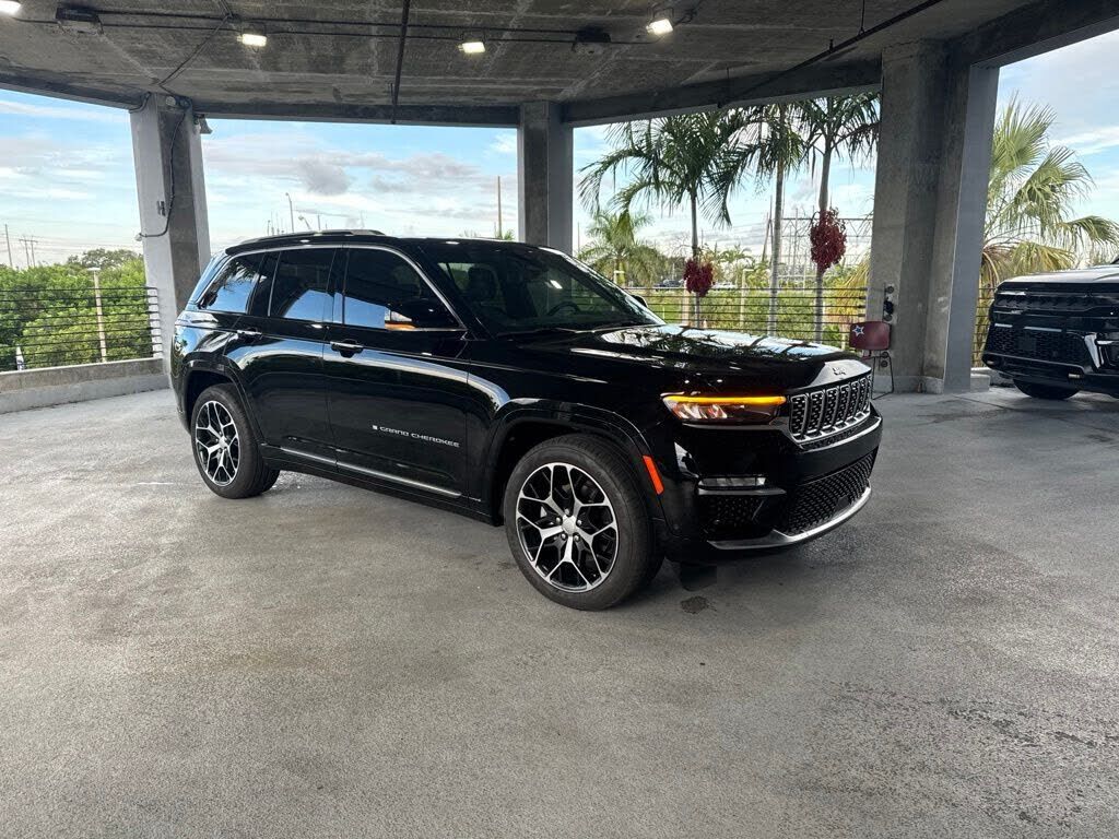 2022 JEEP Grand Cherokee