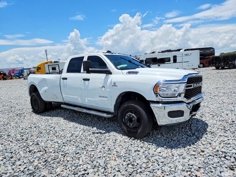 2022 RAM 3500