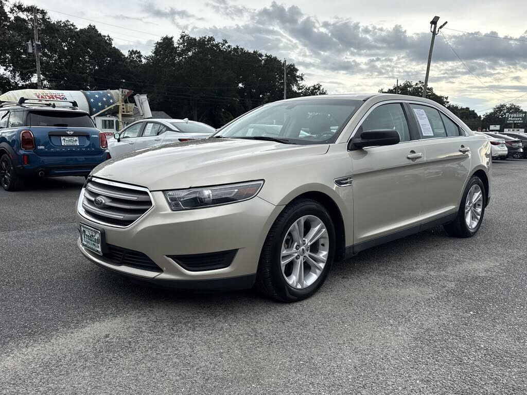 2018 FORD Taurus