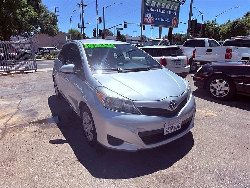 2014 TOYOTA Yaris