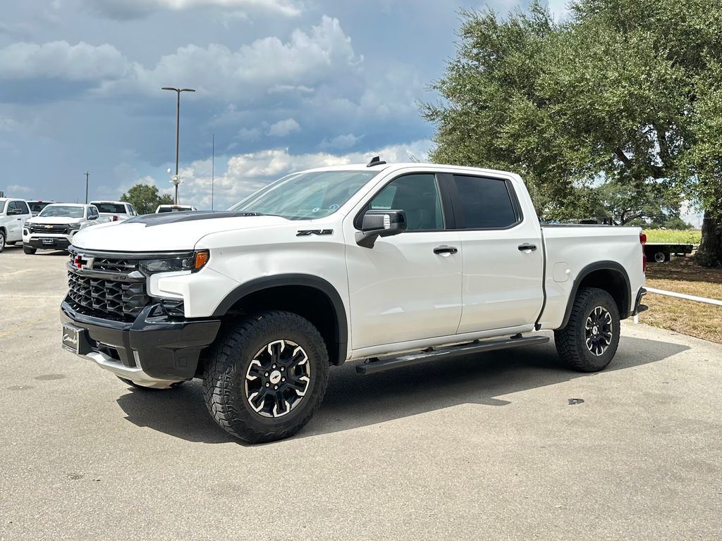 2024 CHEVROLET Silverado