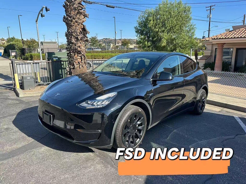 2022 TESLA Model Y