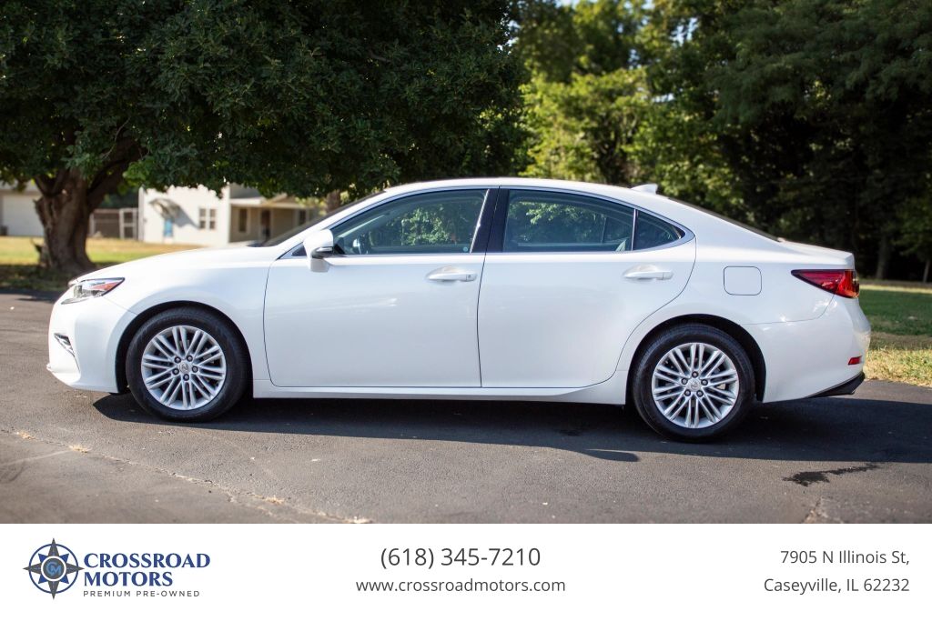 2017 Lexus ES