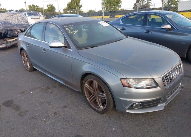 2010 AUDI S4