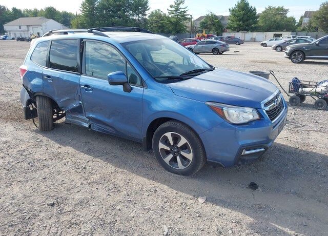 2018 SUBARU Forester