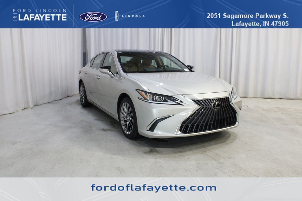 2025 LEXUS ES