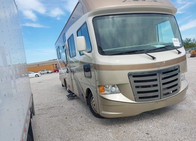 2012 FORD Motorhome Chassis