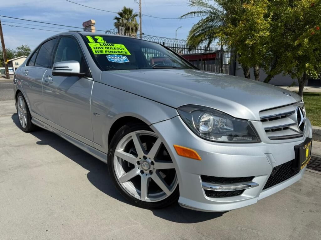 2012 MERCEDES-BENZ C-Class