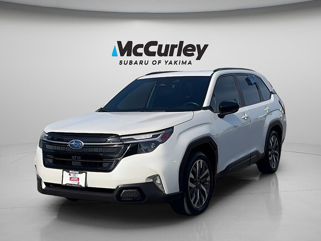 2025 SUBARU Forester