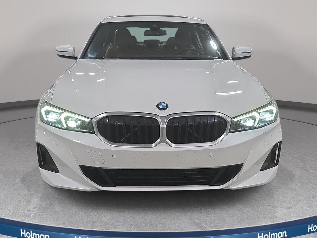 2023 BMW 330i