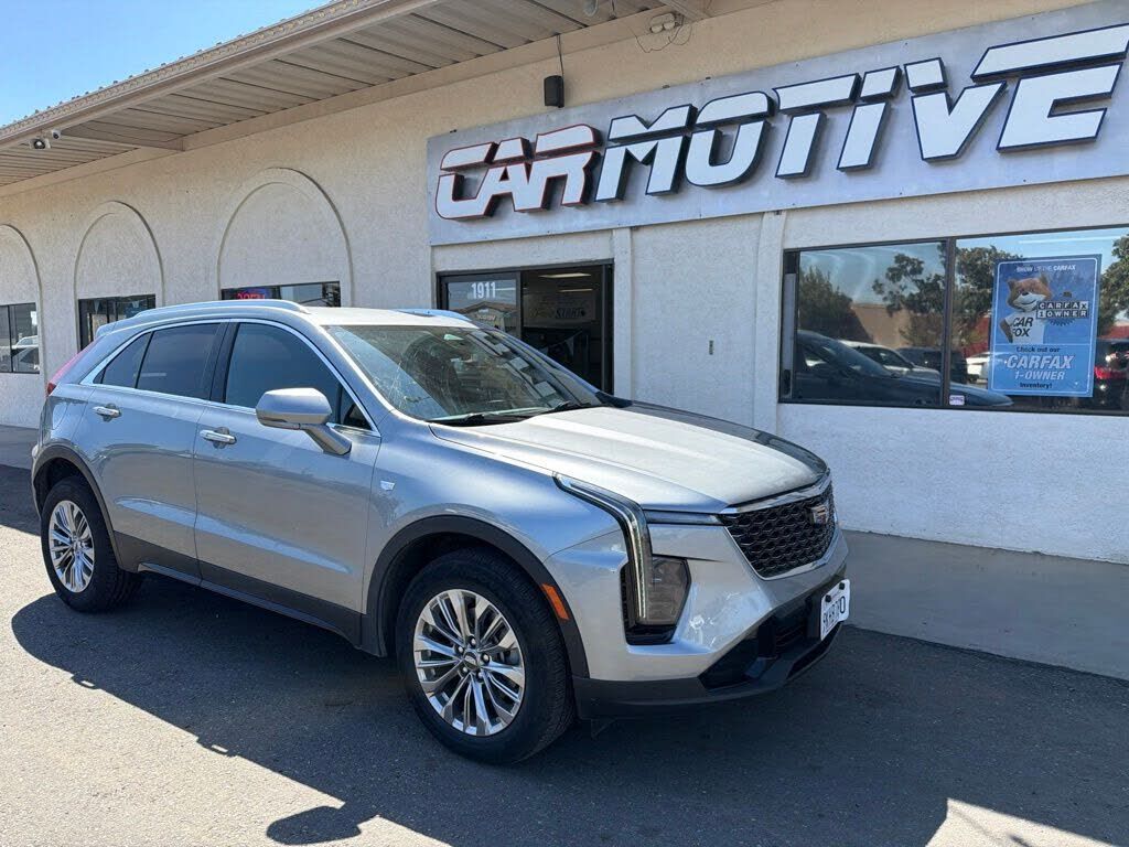 2024 CADILLAC XT4