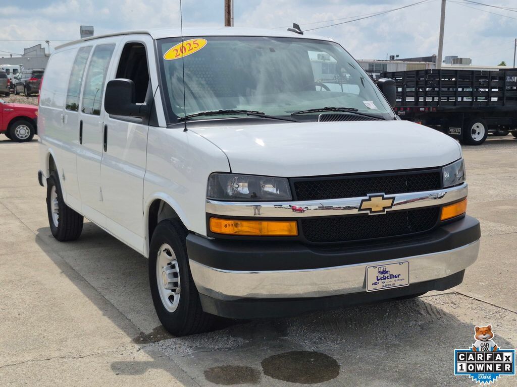 2025 CHEVROLET Express
