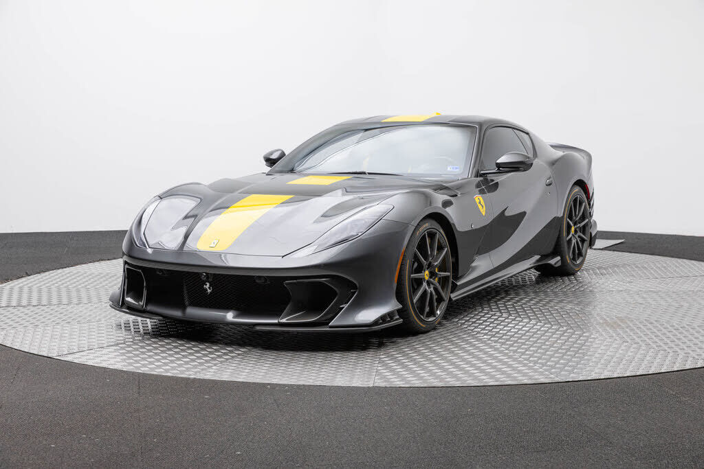 2023 FERRARI 812 Competizione