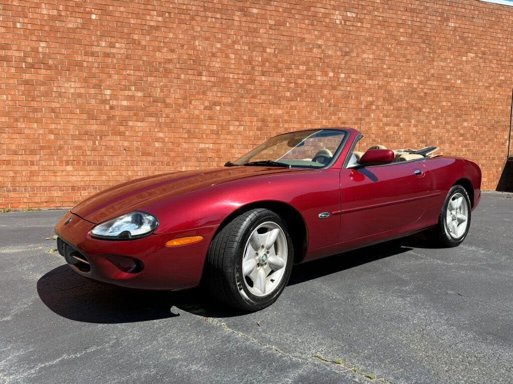1999 JAGUAR XK8