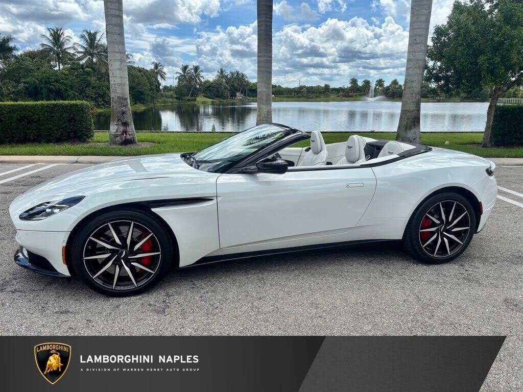 2023 ASTON MARTIN DB11