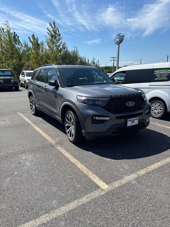 2021 FORD Explorer