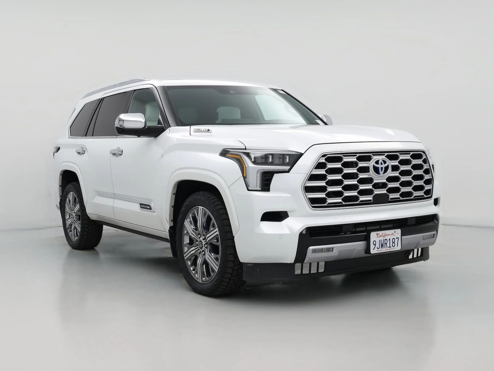2024 TOYOTA Sequoia