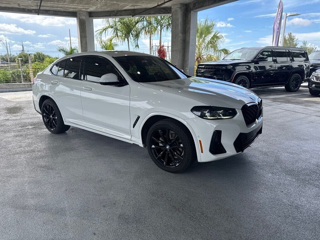 2024 BMW X4