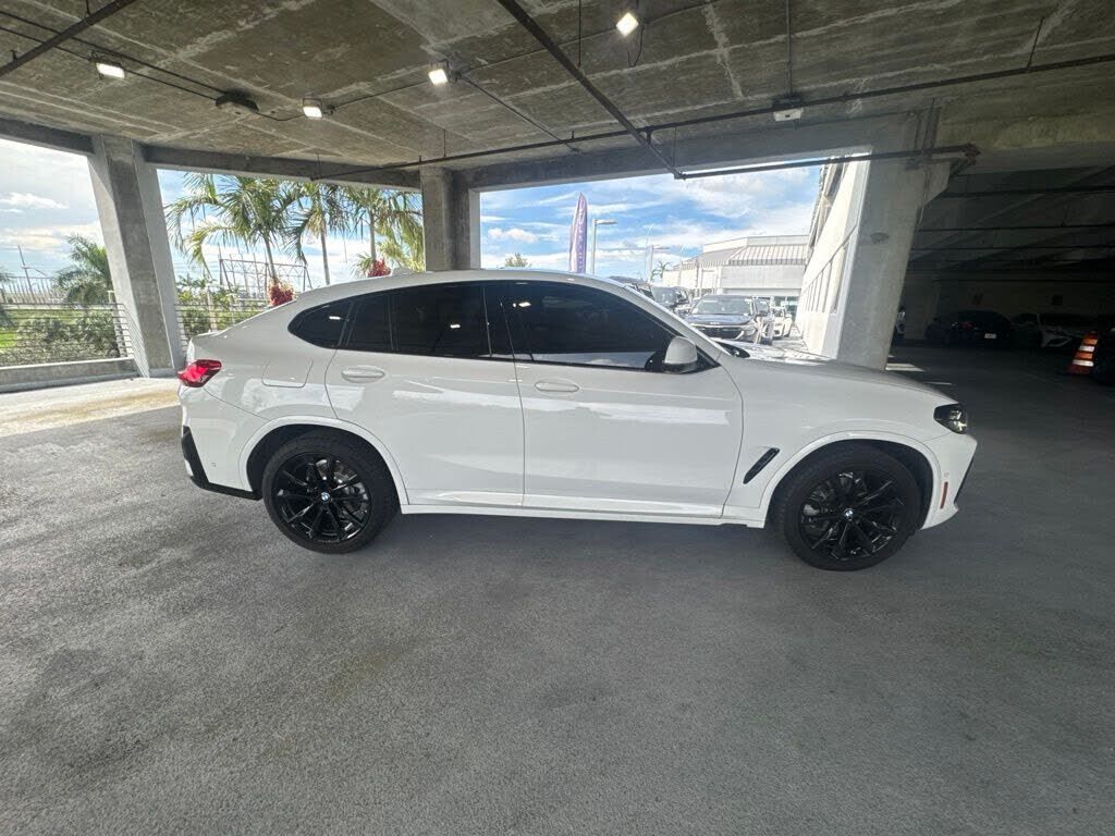 2024 BMW X4