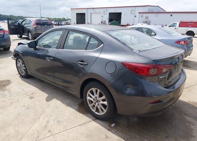 2014 MAZDA Mazda3