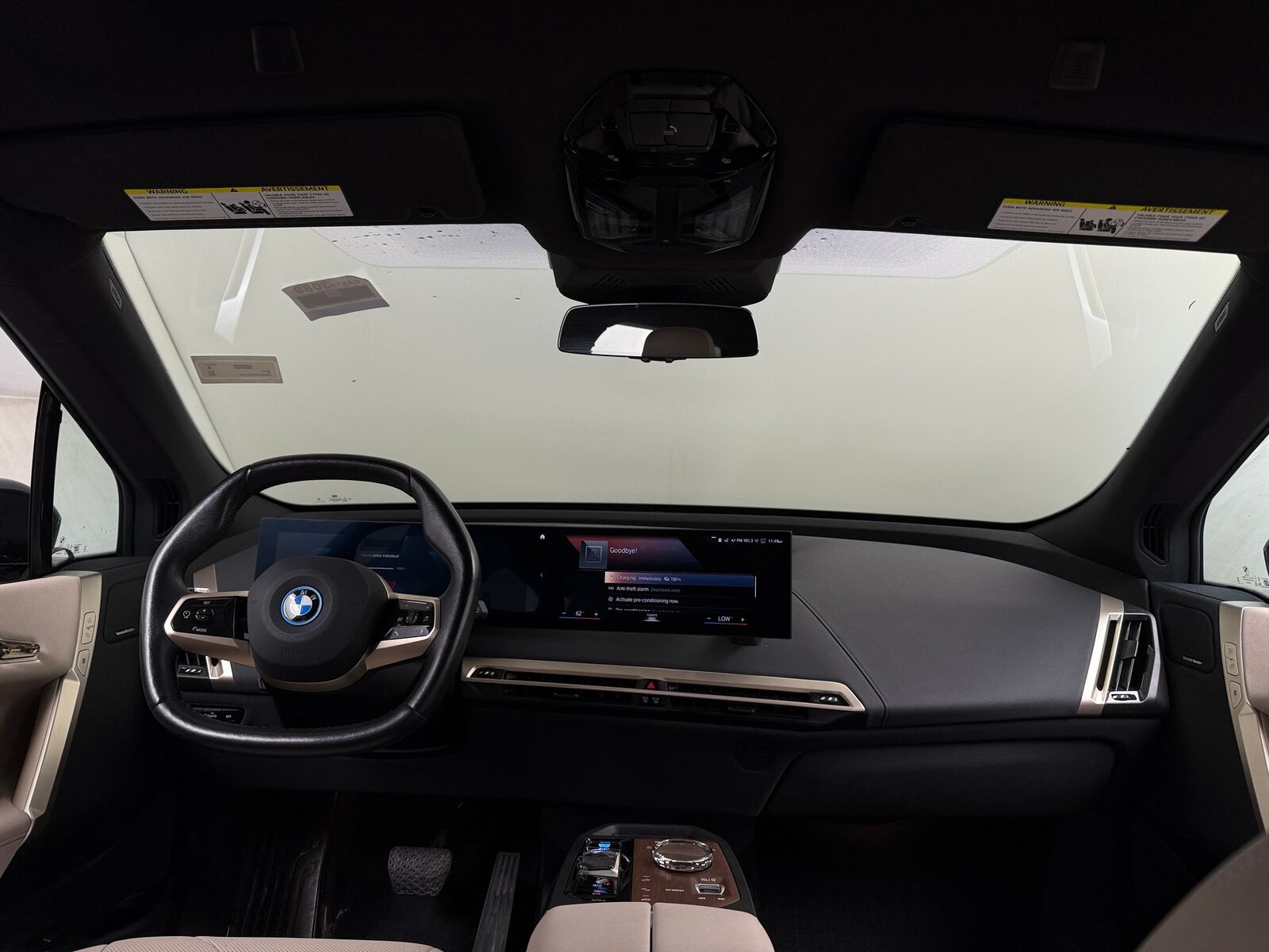 2023 BMW iX