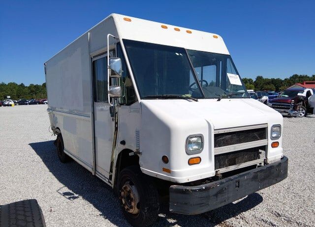 1999 FREIGHTLINER MT 45 Chassis