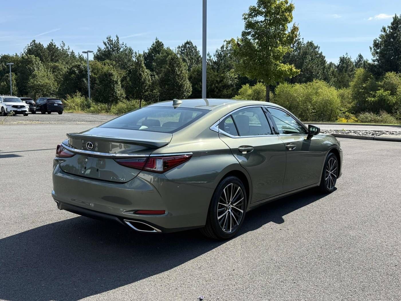 2025 Lexus ES