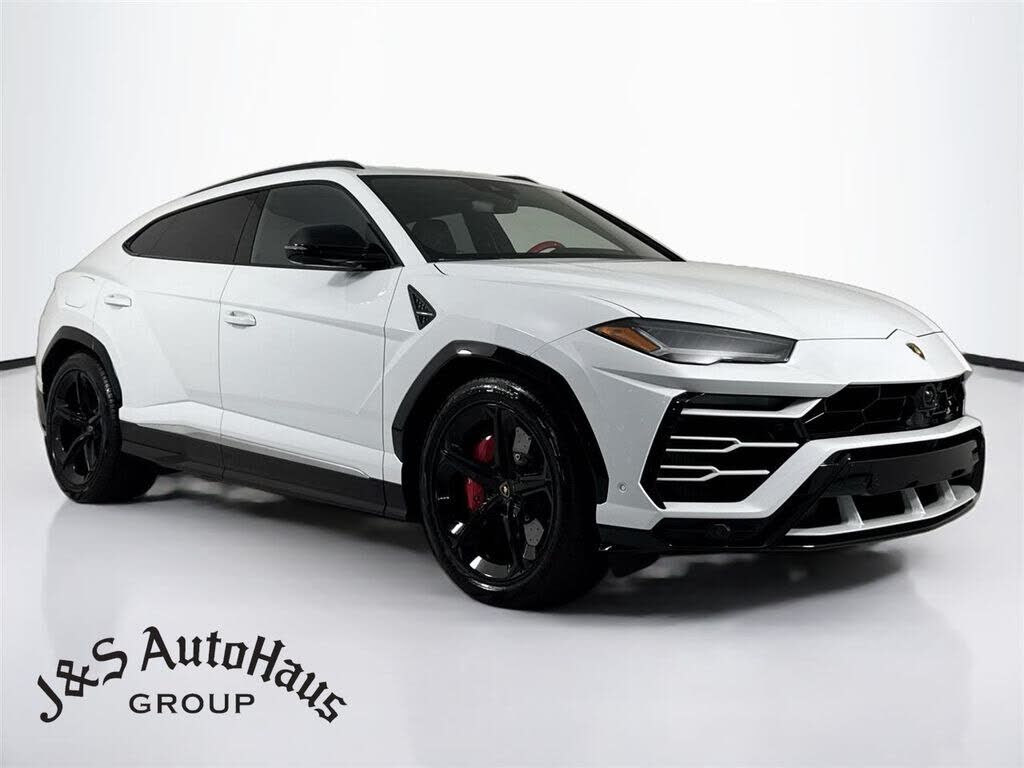 2020 LAMBORGHINI URUS
