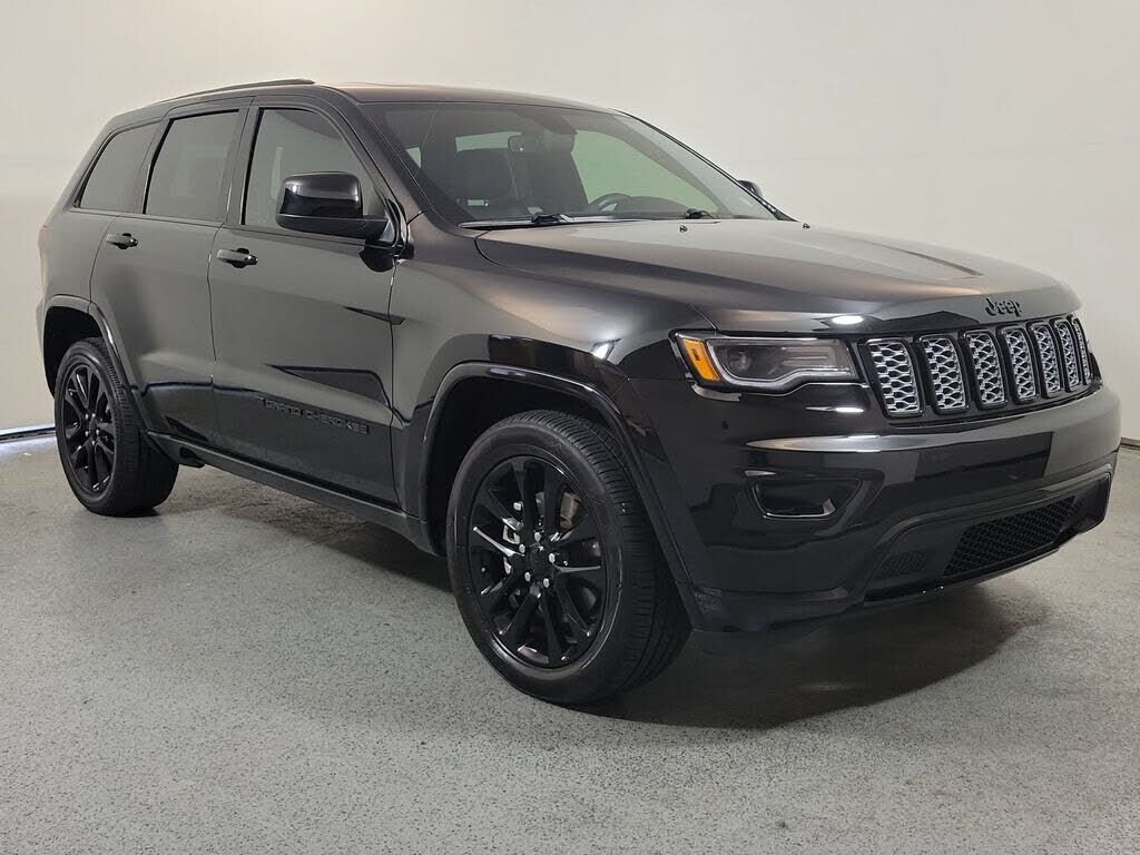 2022 JEEP Grand Cherokee