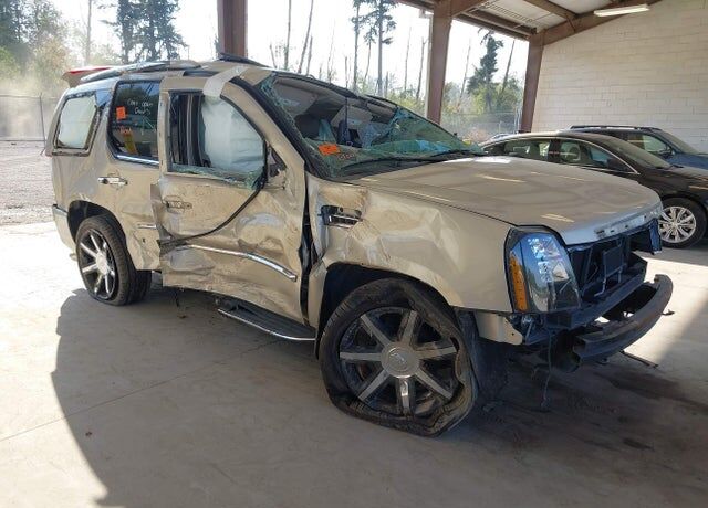 2012 CADILLAC Escalade