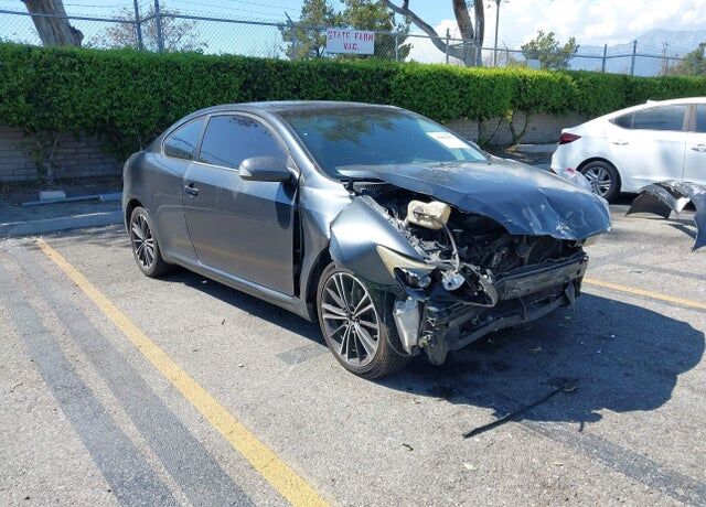 2010 TOYOTA SCION